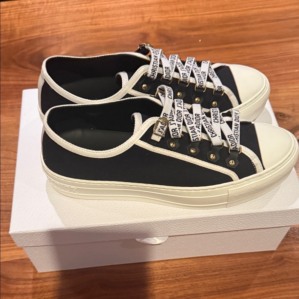 Dior Black and White Canvas Sneakers Walk'n'Dior New in Box 38.5 - Picture 12 of 14
